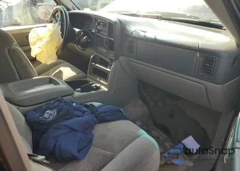 2003 Chevrolet Tahoe K1500 из США, поврежденный, VIN 1GNEK13V13J122272